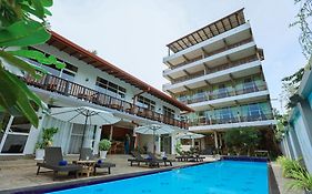 Chill Bay Weligama